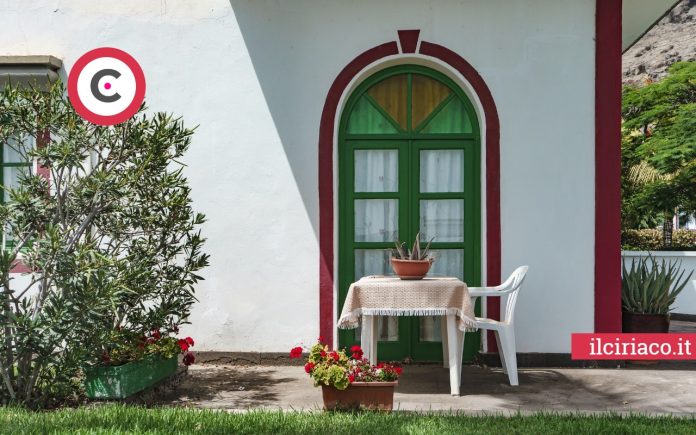 Sbiancare sedie giardino ilCiriaco.it