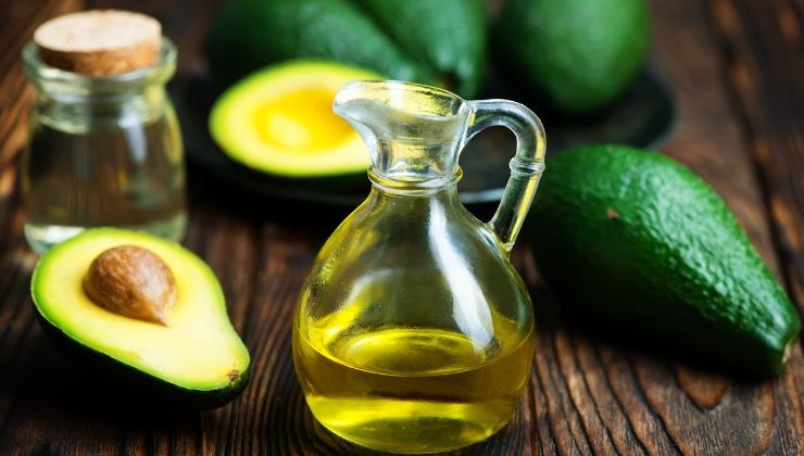 L'olio di avocado prodotto in Sicilia