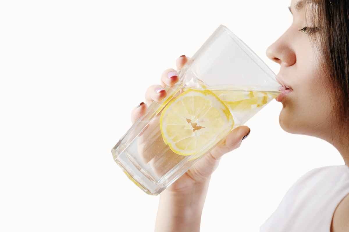 The Power of Lemon: Discover the Health Benefits of Lemon Drinks