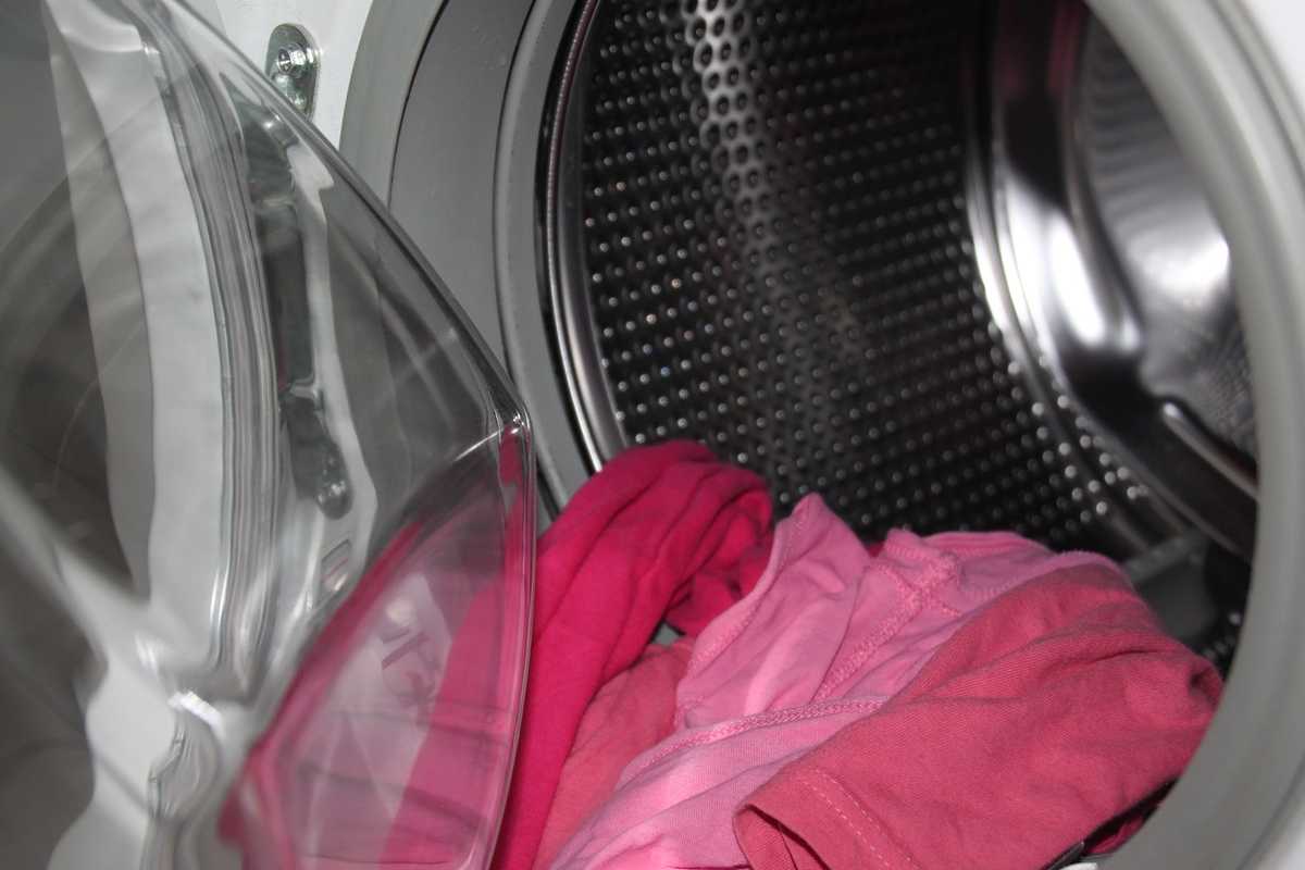 Asciugare i vestiti senza l'asciugatrice è possibile? In che modo