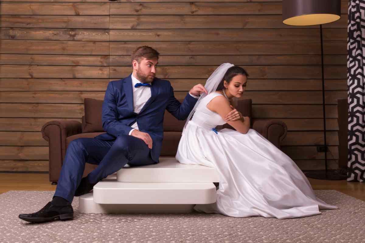 Le tensioni rivelate nei matrimoni attraverso l'obiettivo