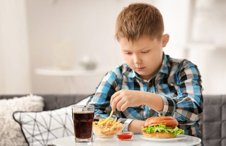 pericolo obesità nei bambini
