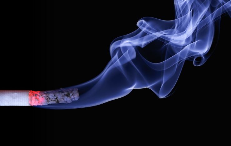 nuovo farmaco a base di citisina per smettere di fumare disponibile in Italia