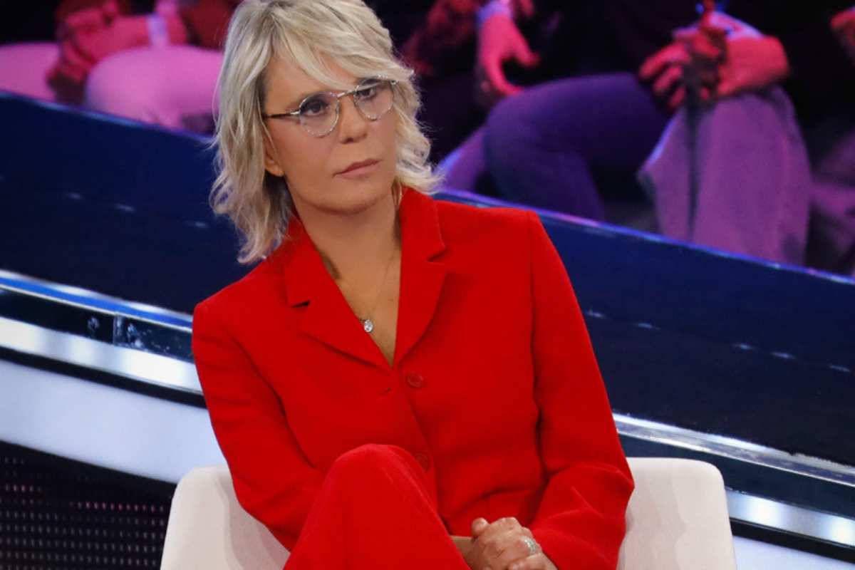 Emerge un retroscena su un difetto di Maria De filippi