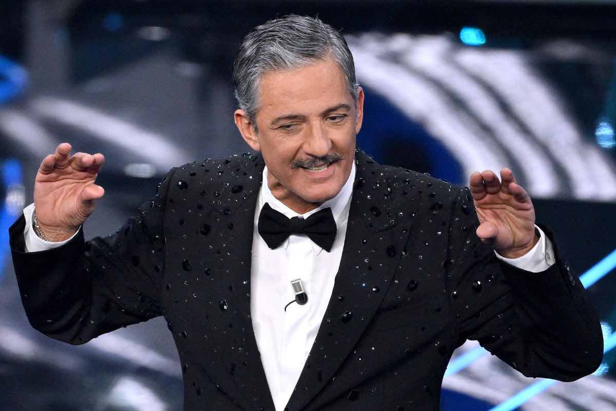 Fiorello sorpreso dalla sorelle Catena e Anna