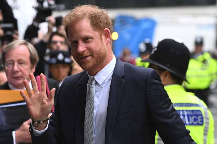 Le scuse del principe Harry: ecco cosa ha fatto prima che Meghan partorisse